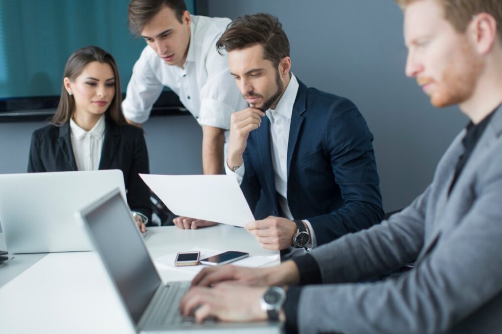 W ofercie HP pojawiły się trzy konfiguracje laptopa HP ProBook 4 G1i 16 oznaczone symbolami C51LWHFJET, C51MWWC6E oraz C51MW8ET