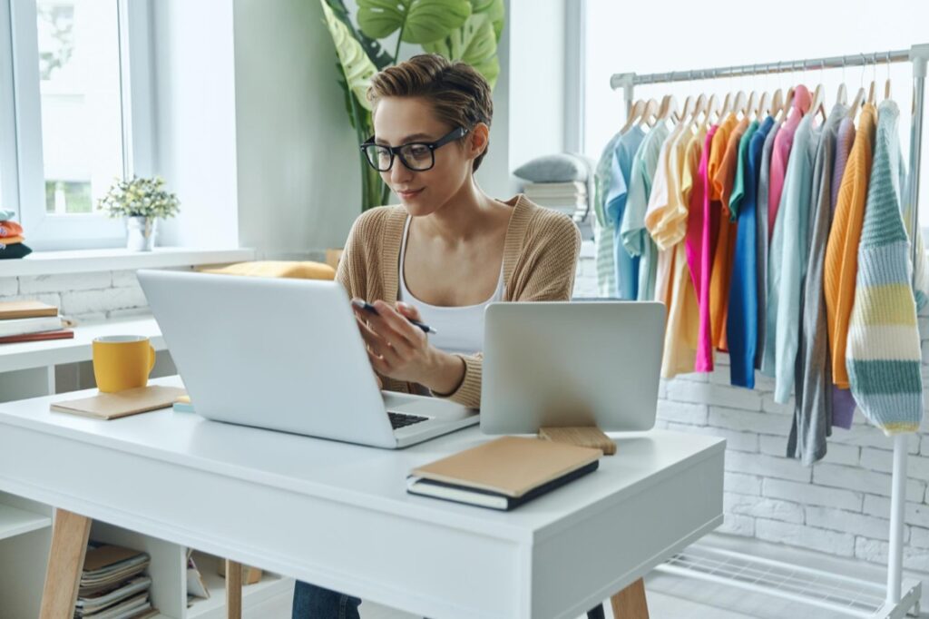 Wybór pomiędzy HP ProBook, HP EliteBook i HP ZBook powinien wynikać z rzeczywistych wymagań stanowiska pracy